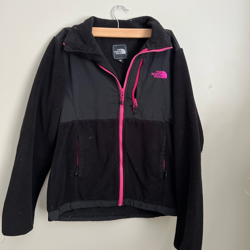 Black north face fleece jacket with pink